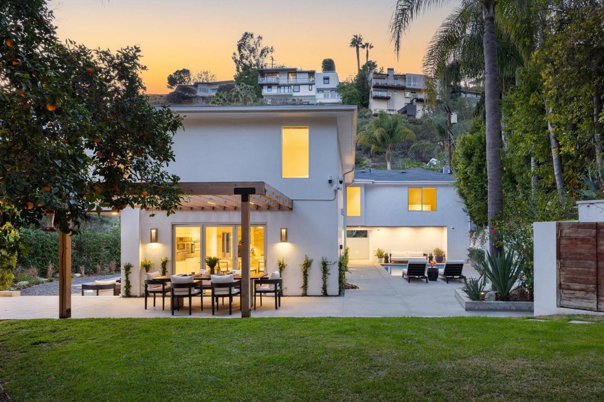 Luxury Hollywood Hills With Pool Outdoor Dining Iconic Views Skyline *