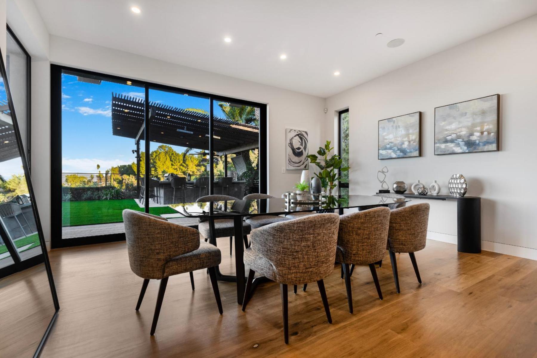 Skyline Luxury Haven *