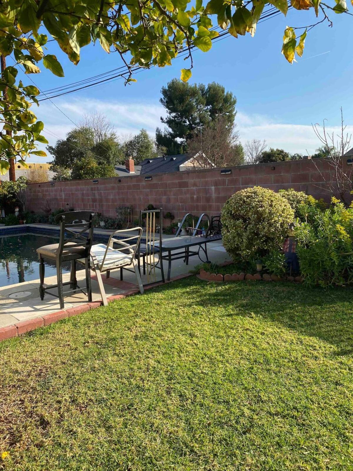Pool Front Romantic Getaway Withprivate Entry Apartment *