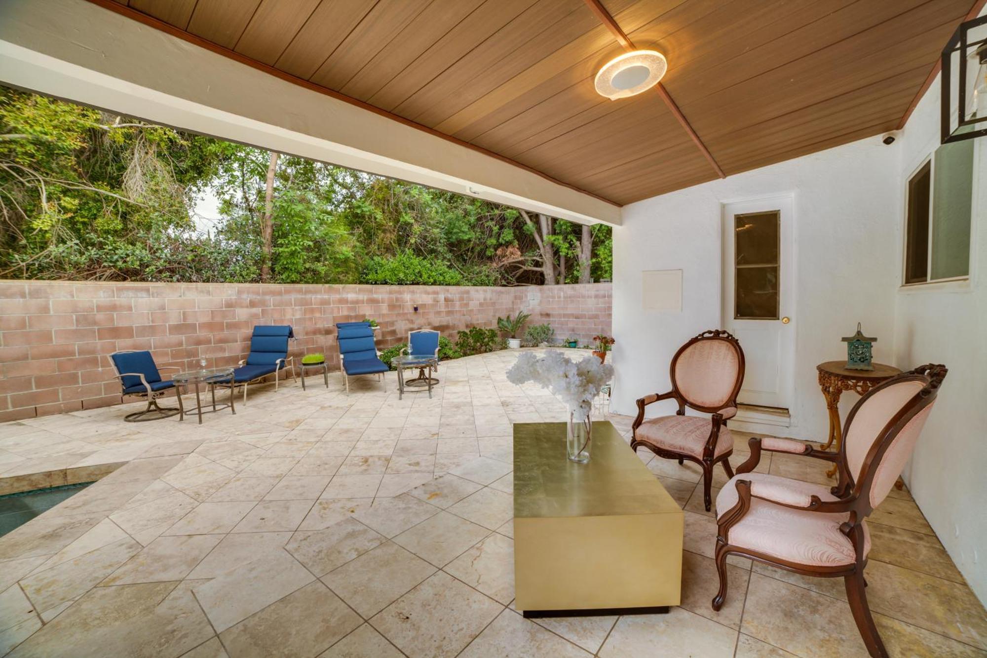 Private Pool And Patio Luxe Encino Family Getaway *