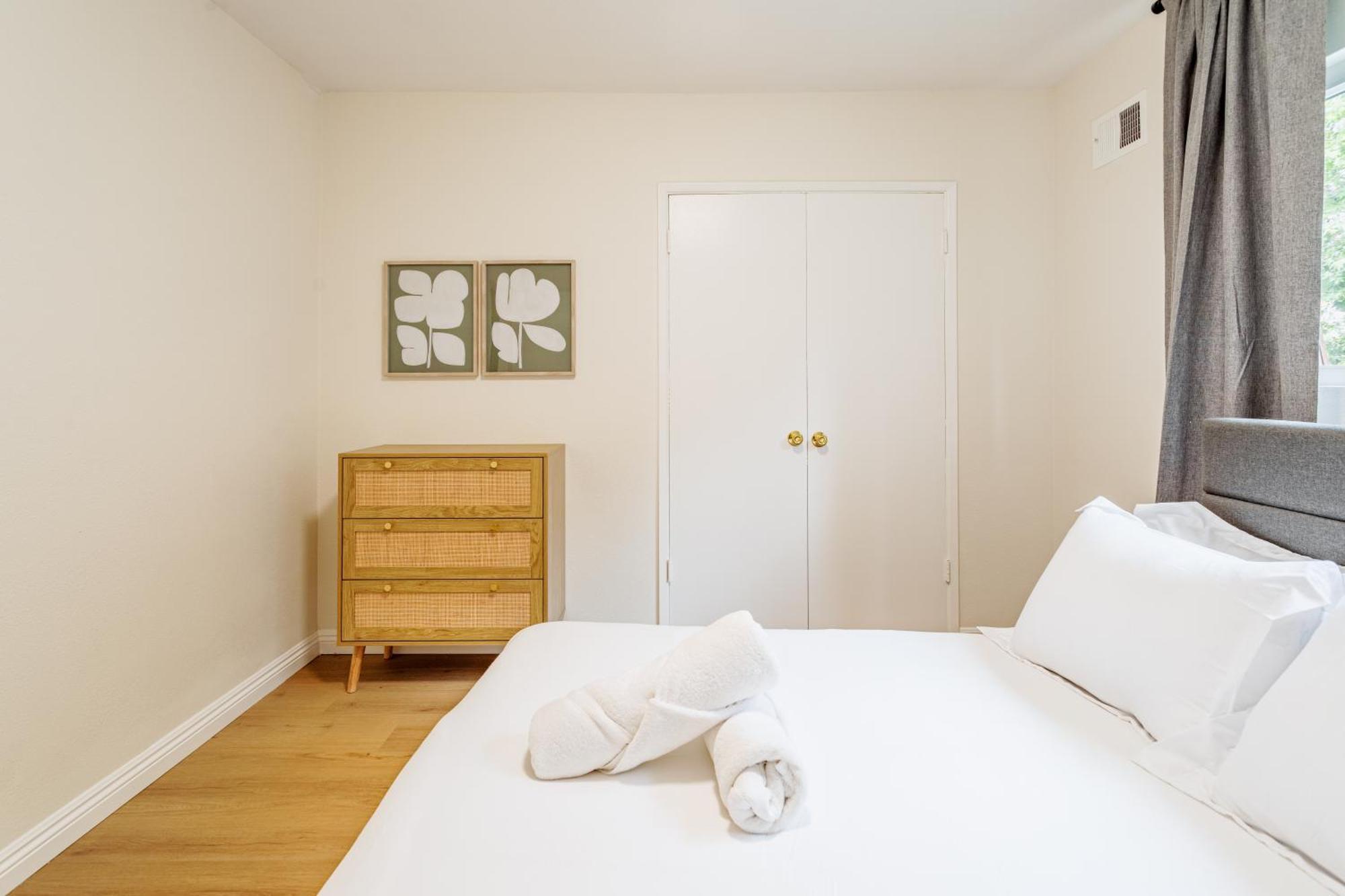 Beautiful 5 Bedroom Sleeps16 Pool Universal