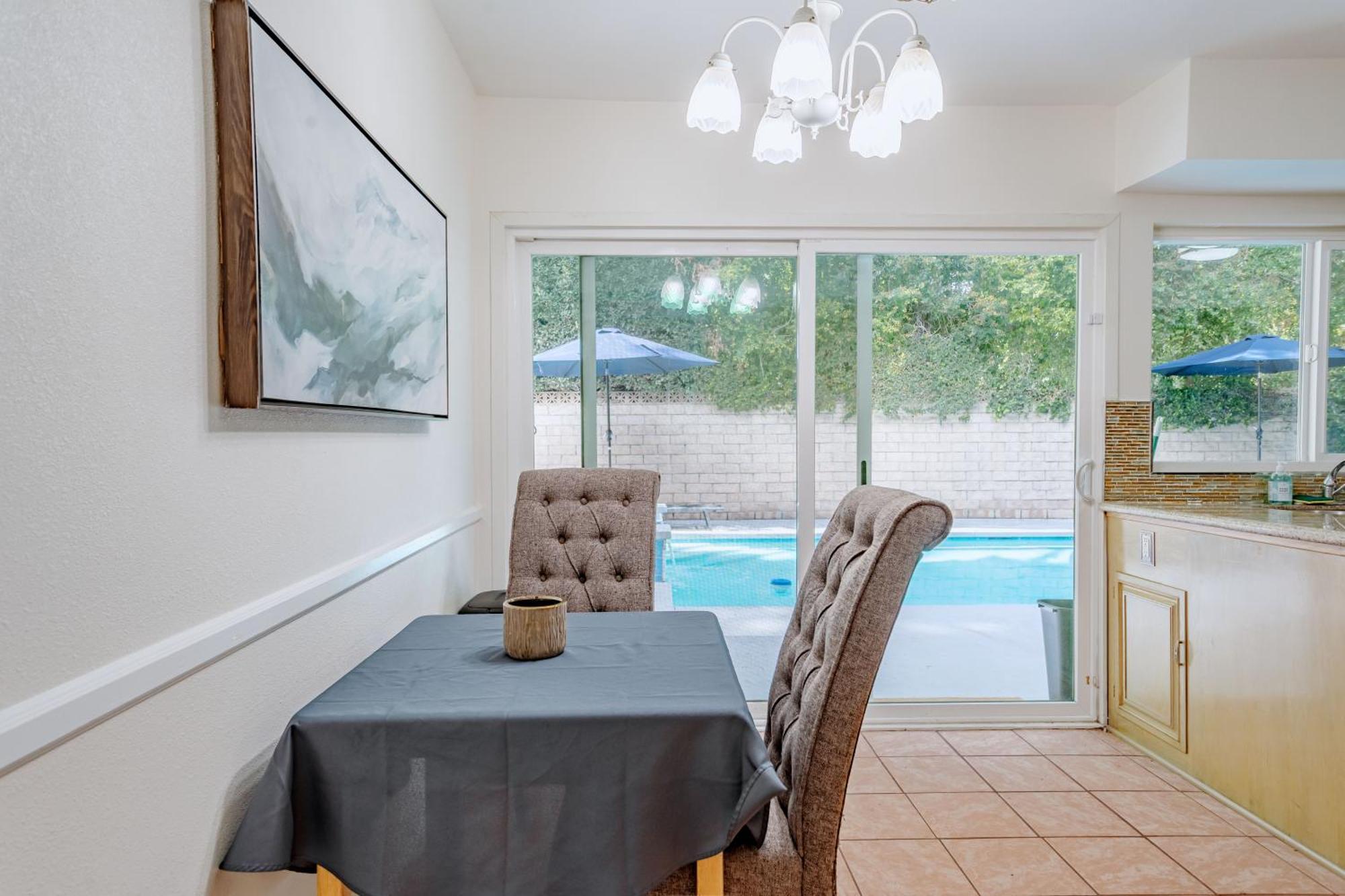 Casa de férias Beautiful 5 Bedroom Sleeps16 Pool Universal Los Angeles