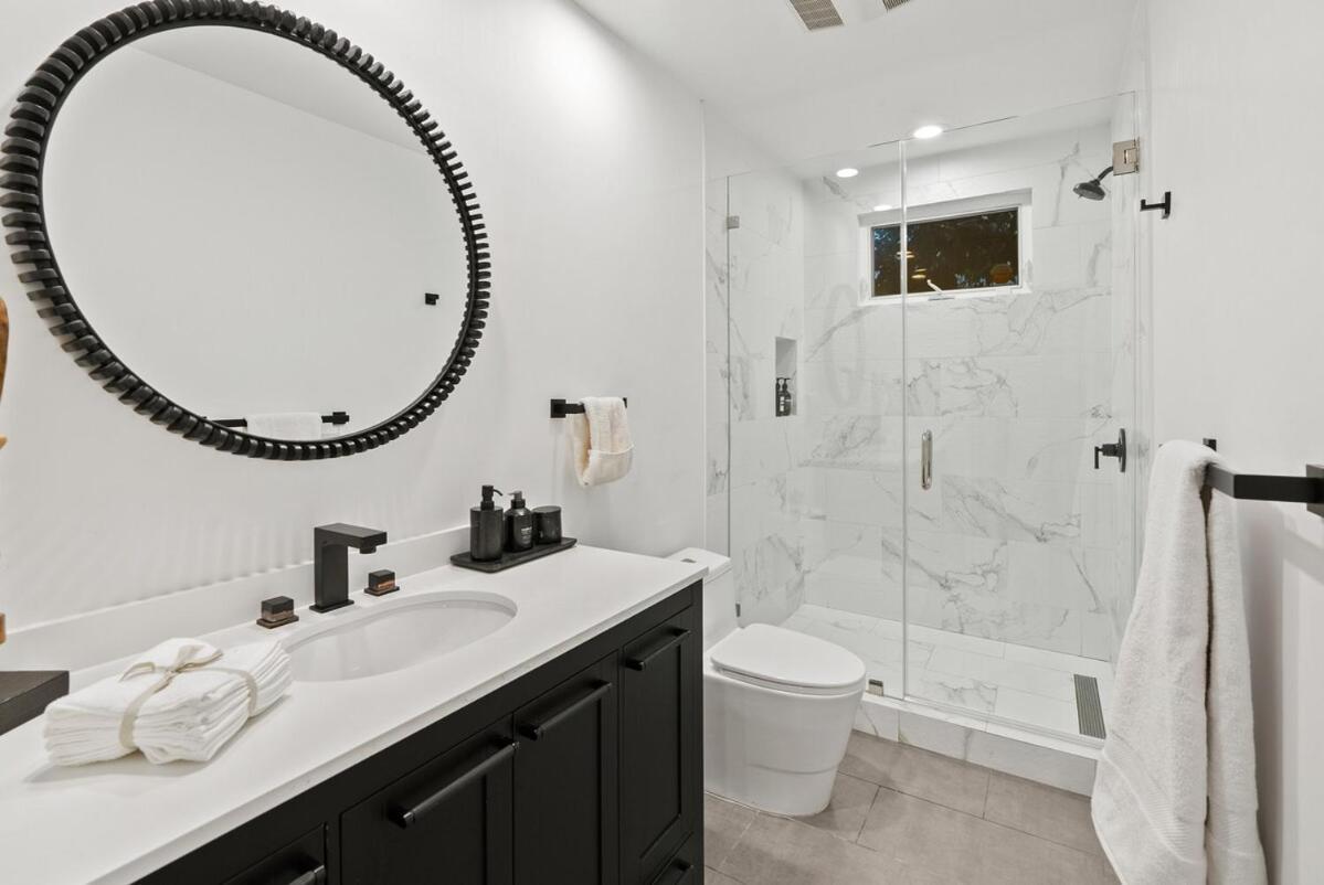 Holiday home Hollywood Hills 3 Bedroom Views And Jacuzzi *