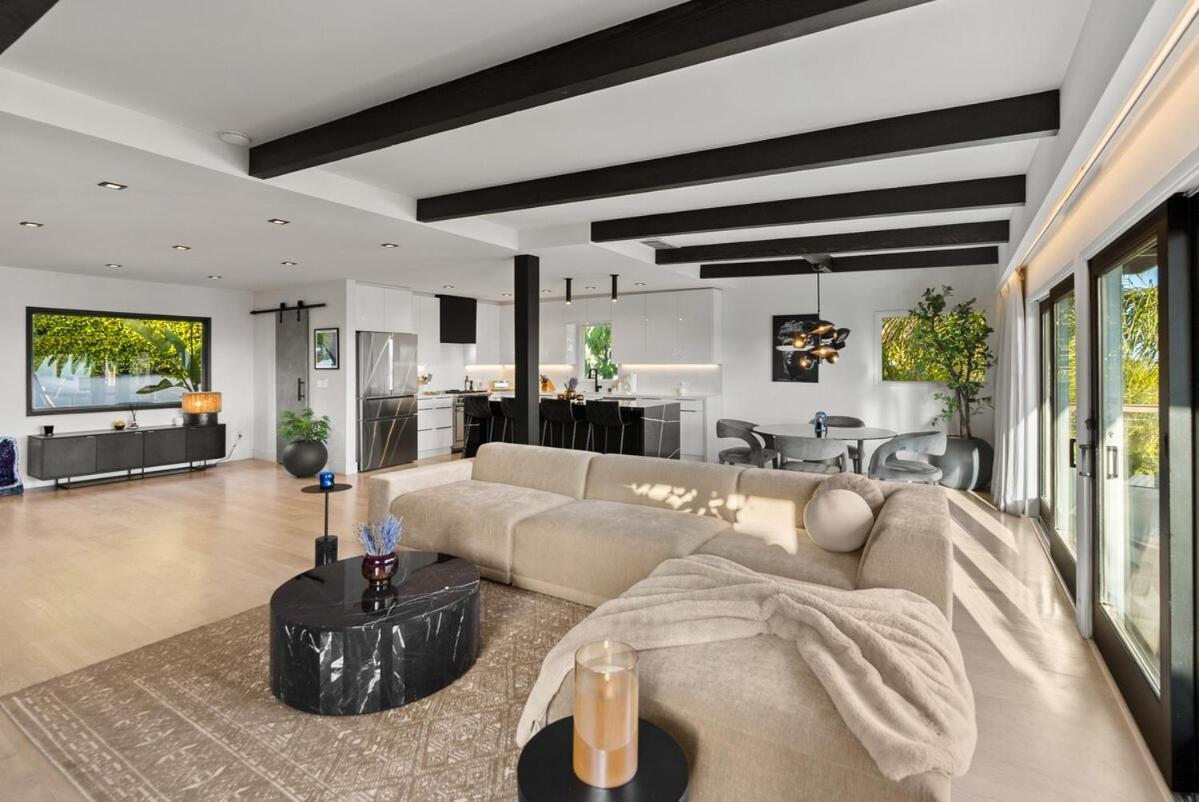 Hollywood Hills 3 Bedroom Views And Jacuzzi Los Angeles