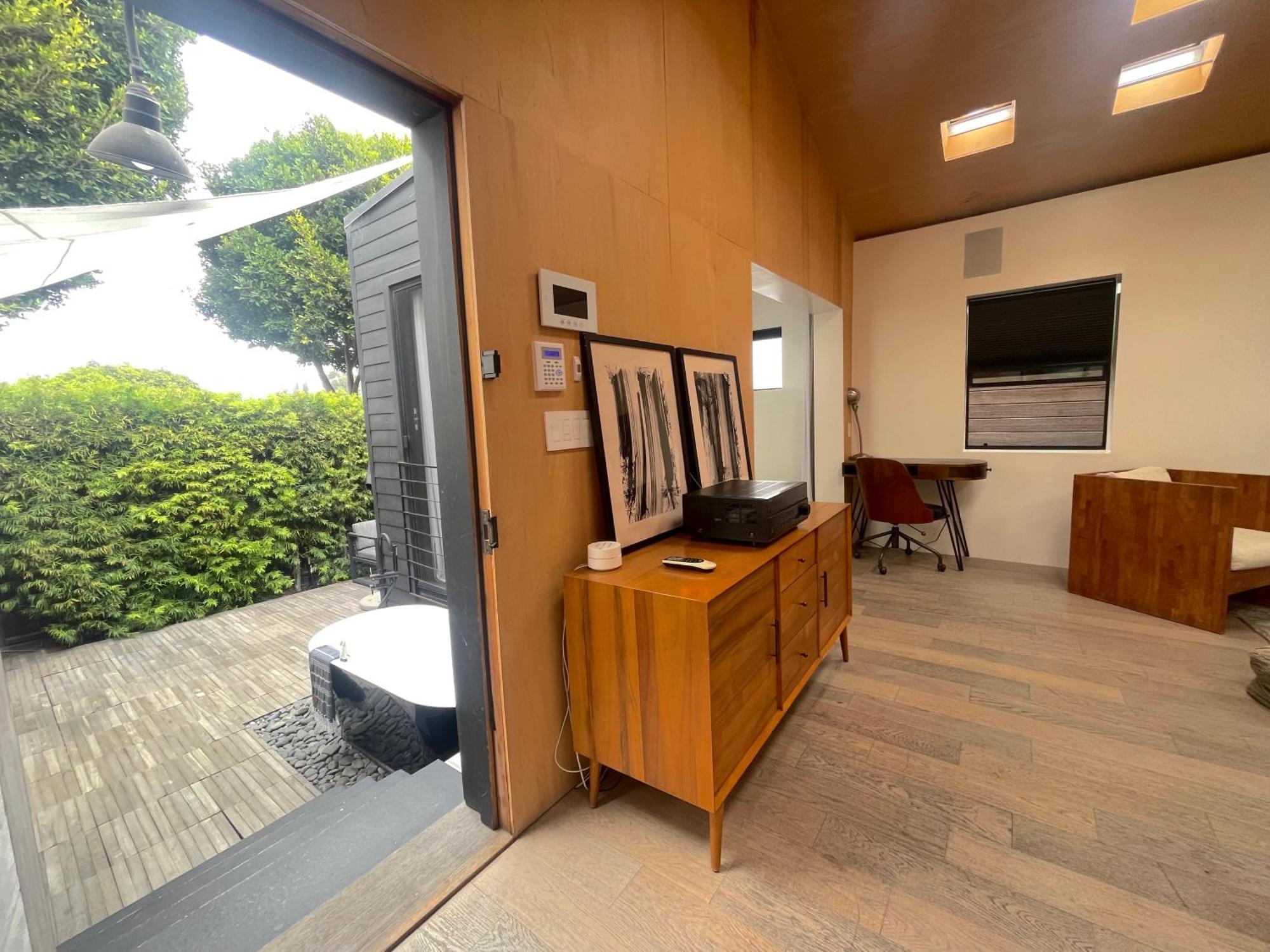 Venice By Artspace Locations Apartment Los Angeles
