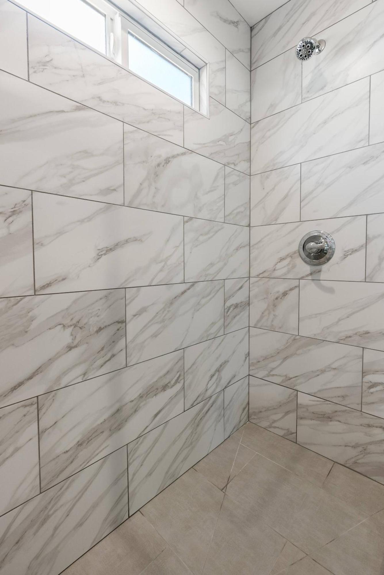 New Listing Midcity By Colby & Conrad Holiday home *