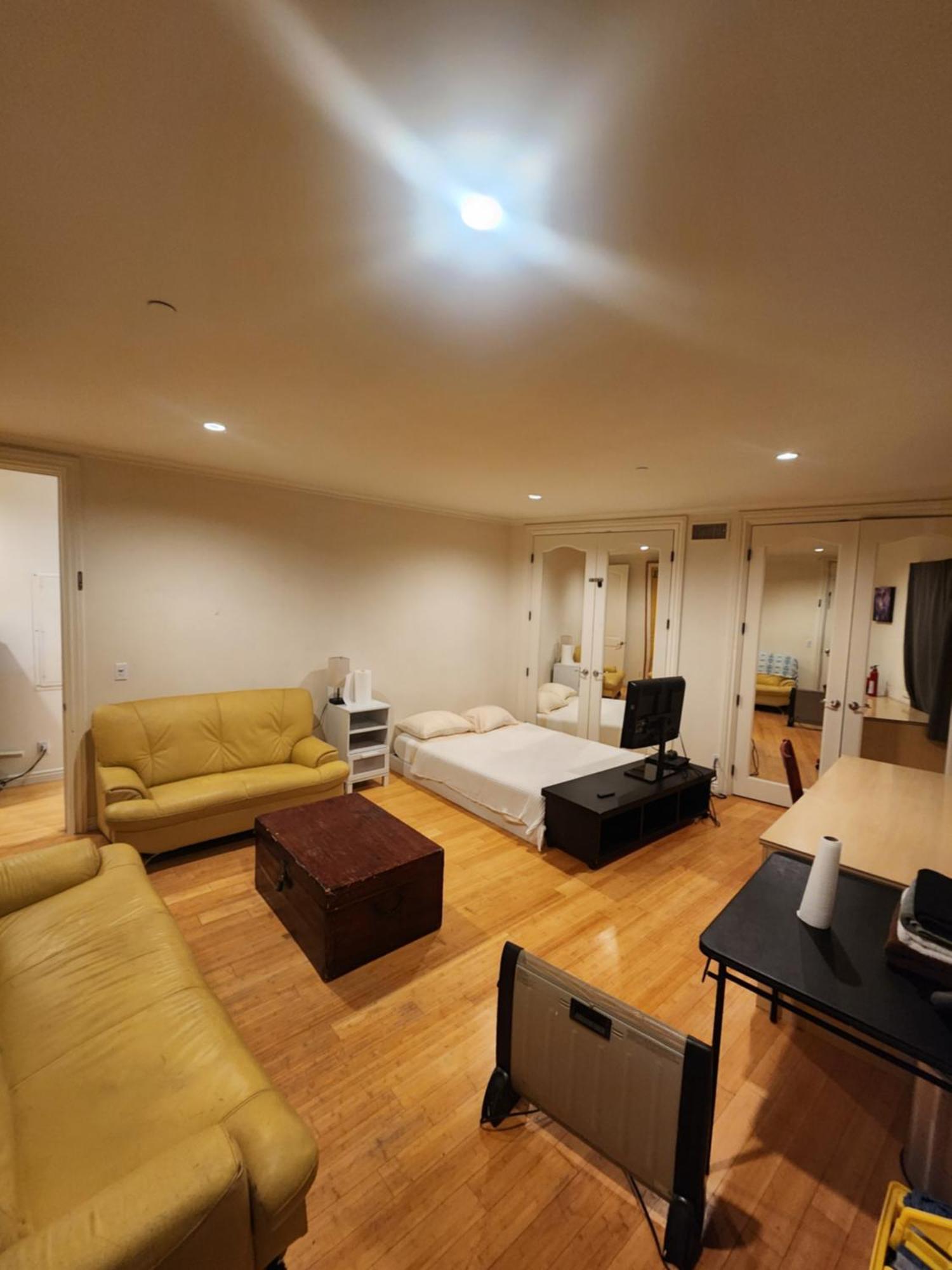 Apartment Hollywood Hills Hideout *