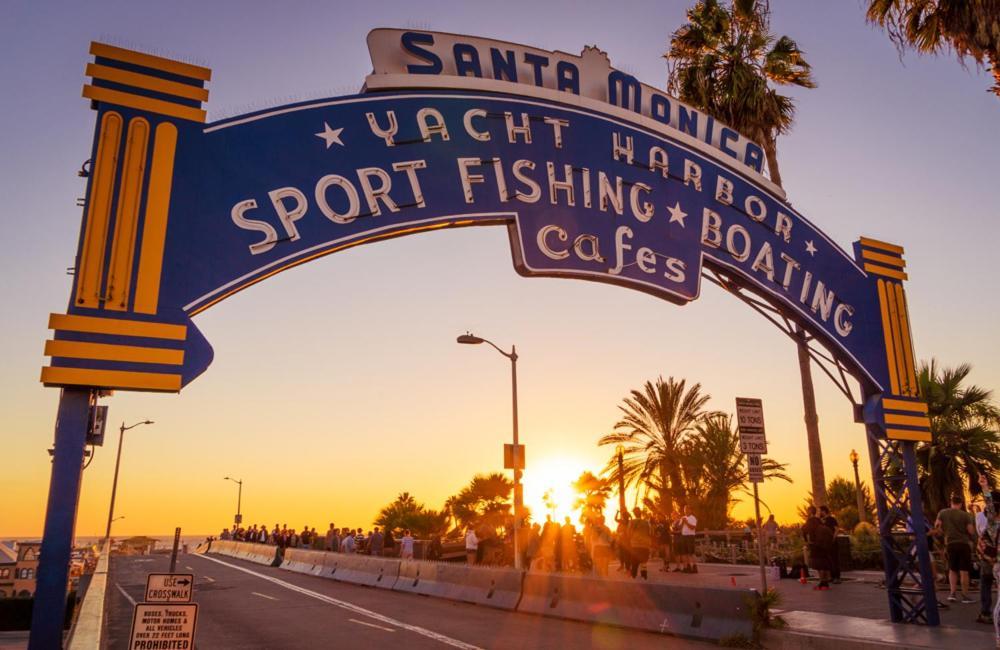Splendid 2br, 2ba 12 Min Walk To Sm Pier! Los Angeles