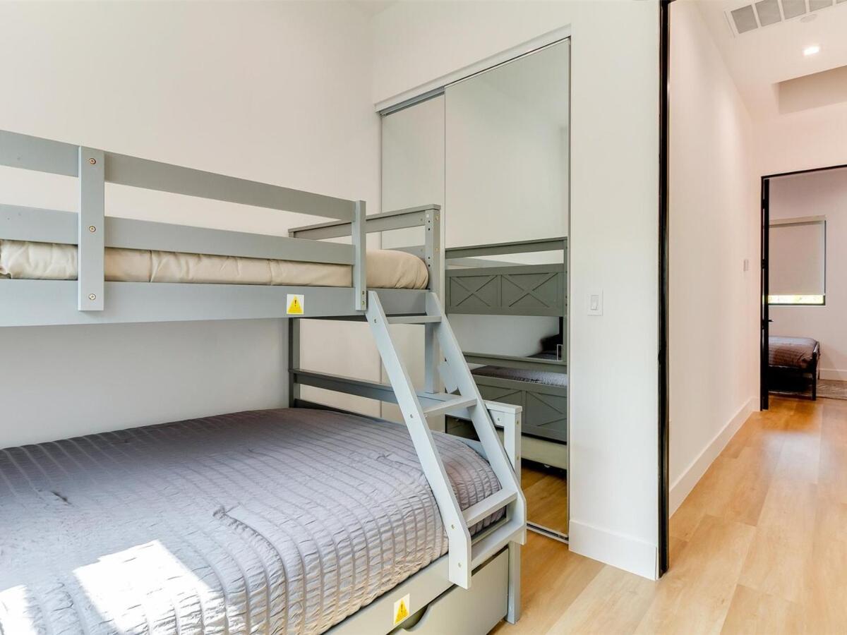 Modern Luxe Retreat 3-bedroom #3 Holiday home Los Angeles