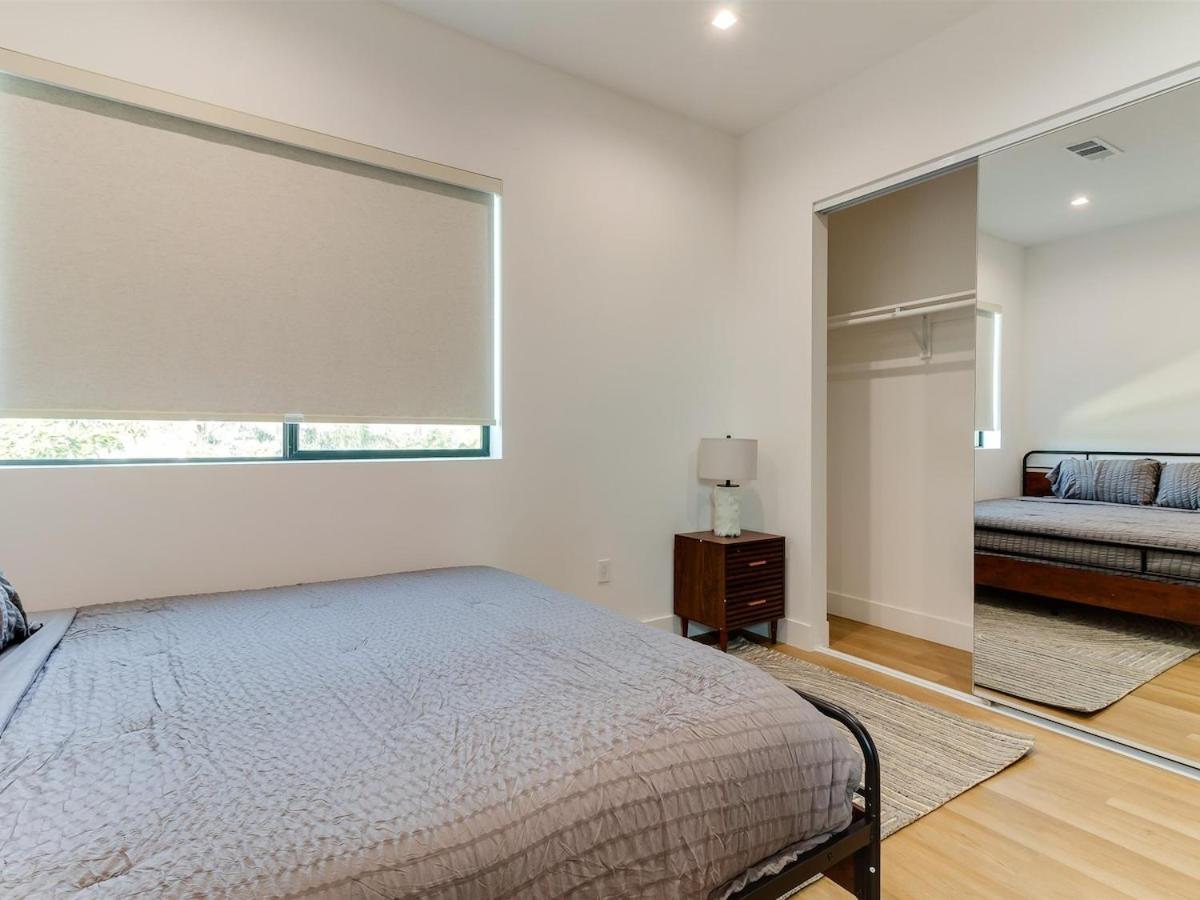Modern Luxe Retreat 3-bedroom #3 *