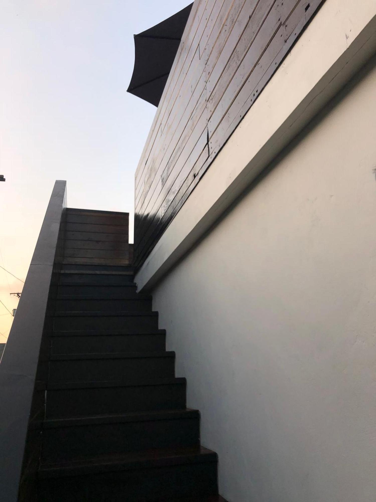 Venice Three Bedroom Rooftop House With Parking *