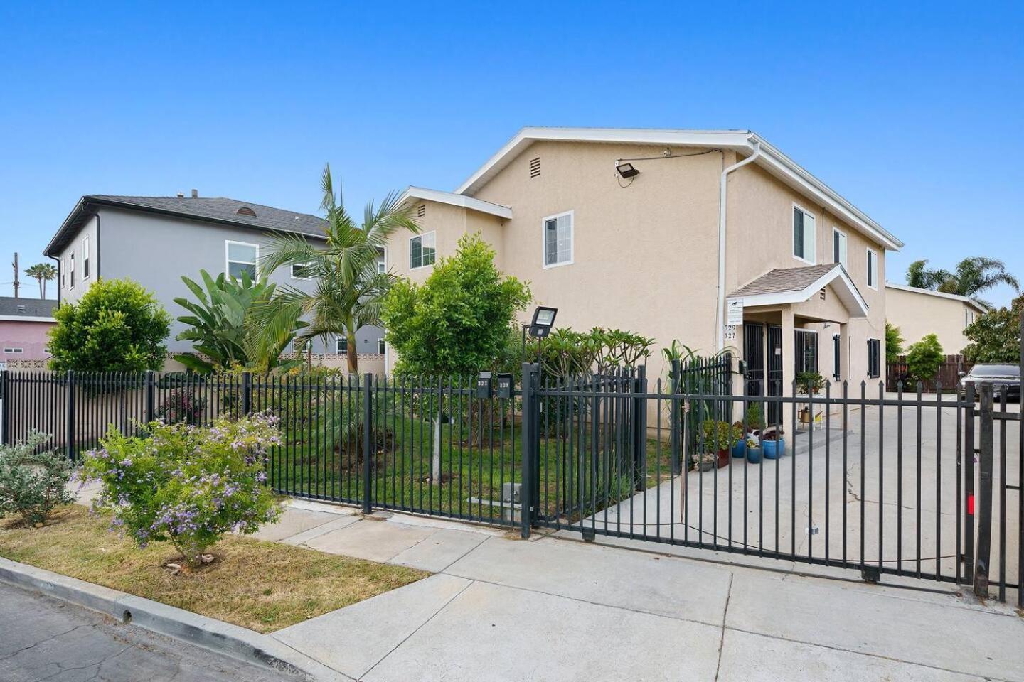 Lanzit - 35 Percent Off July! Fees! * Los Angeles