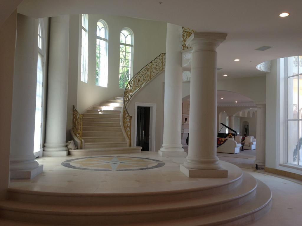Holiday home Stradella Court Mansion