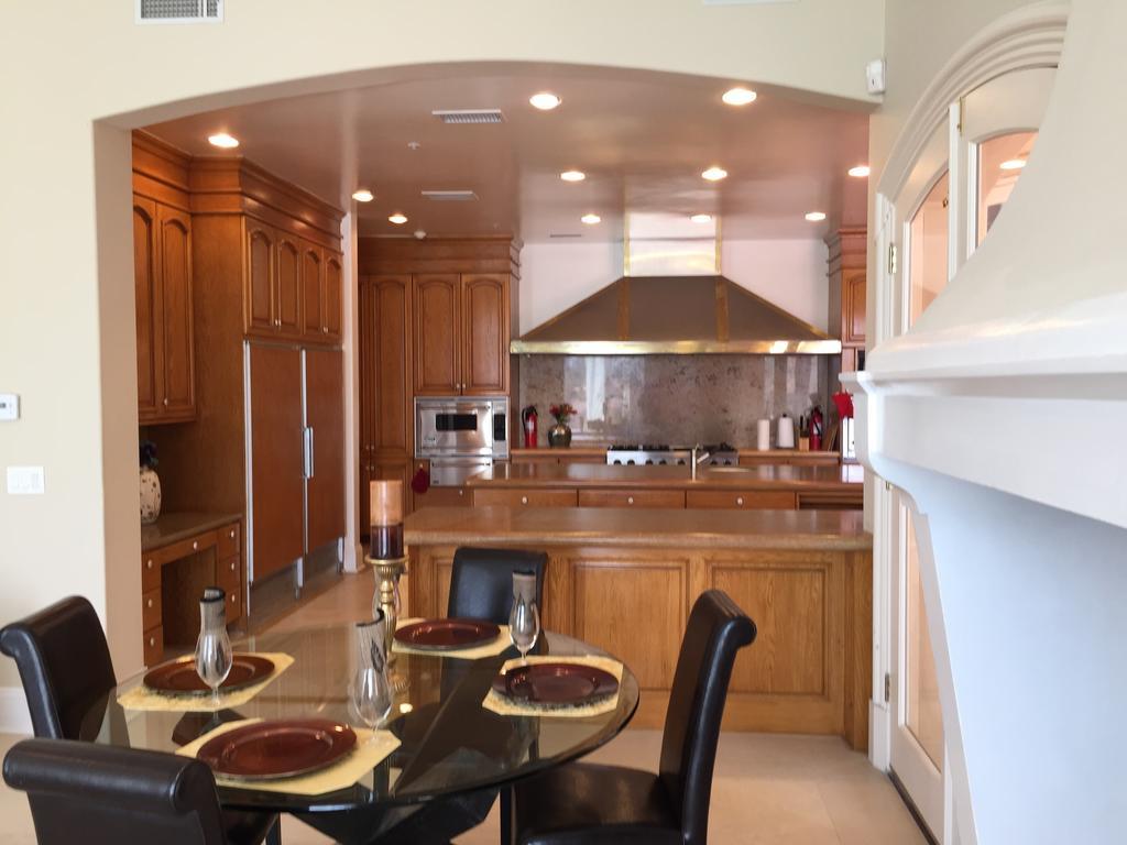 Stradella Court Mansion Holiday home Los Angeles