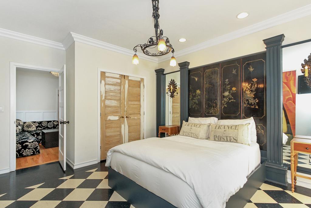 Hollywood Cottages * Los Angeles