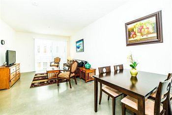 Hotel C. Allen Suites 3*