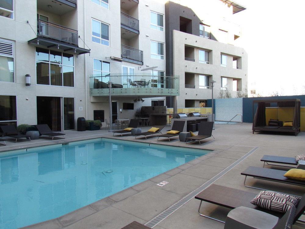 Miracle Mile Apartments With Full Amenities Apartment Los Angeles