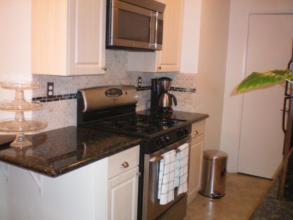 Beverly Hills / Cedars Sinai Apartamento *
