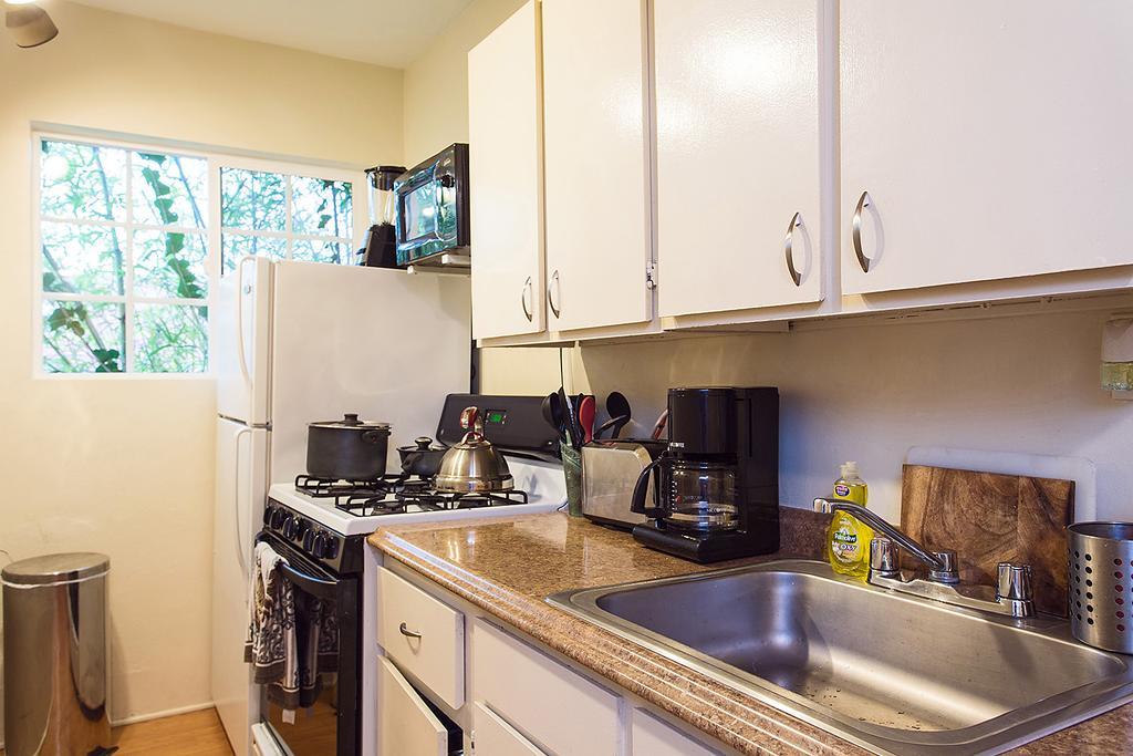 Hollywood Hills Suites Apartamento *