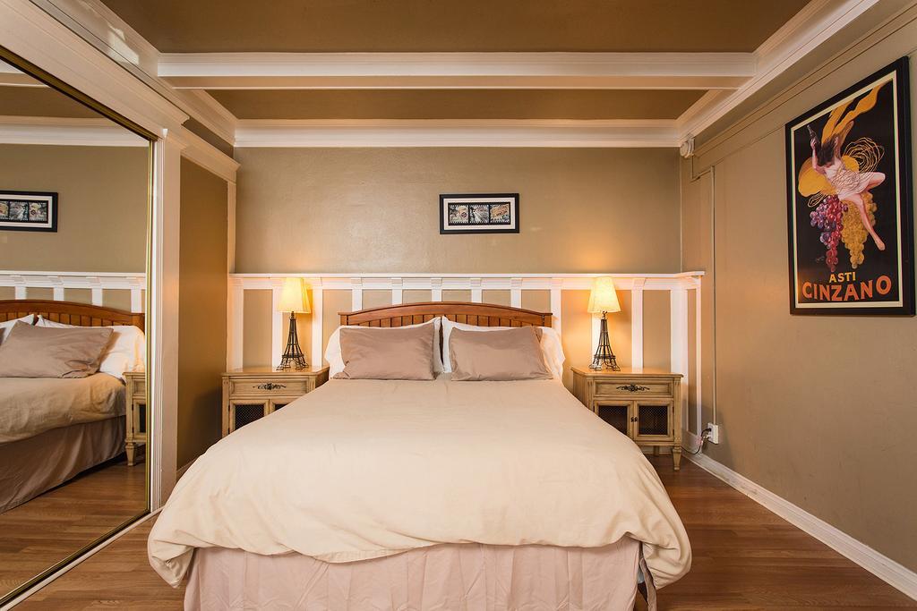 Hollywood Hills Suites Apartamento