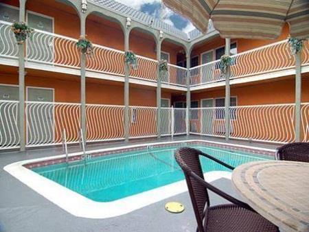 Motel Rodeway Hollywood 2*