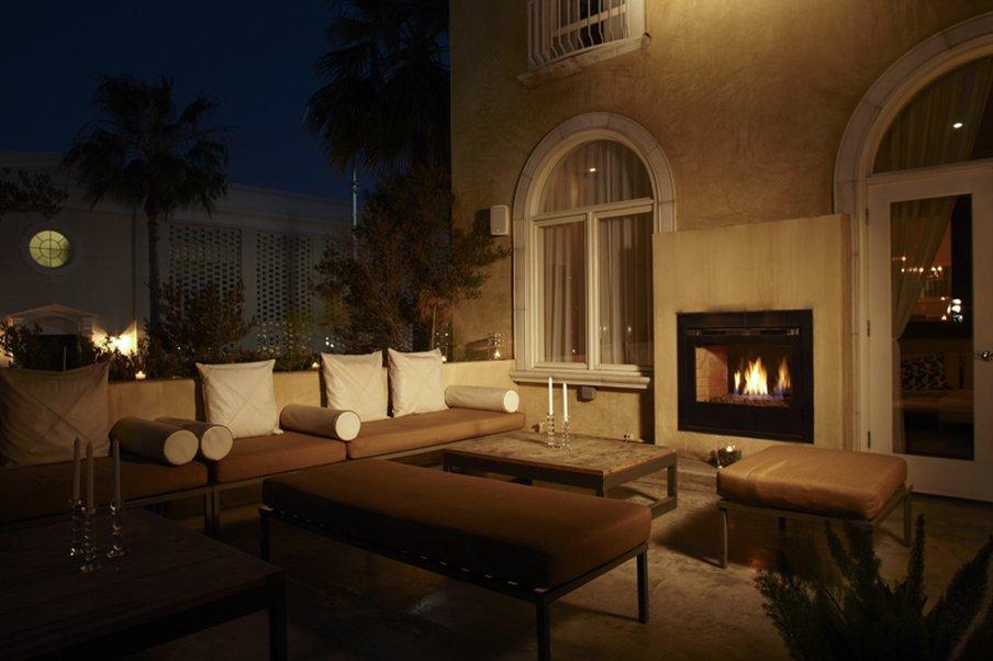 The Crescent Hotel Beverly Hills, Sonder Hotel