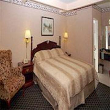 Rodeway Hollywood Motel 2*