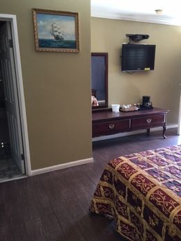 Hyde Park Motel