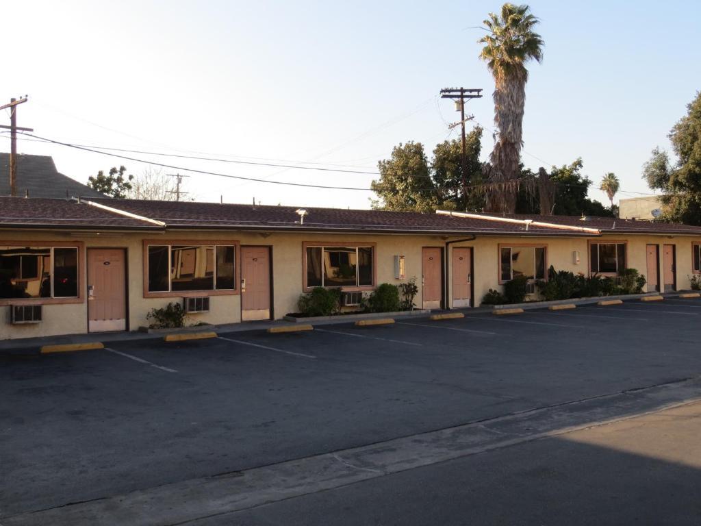 Broadway Motel