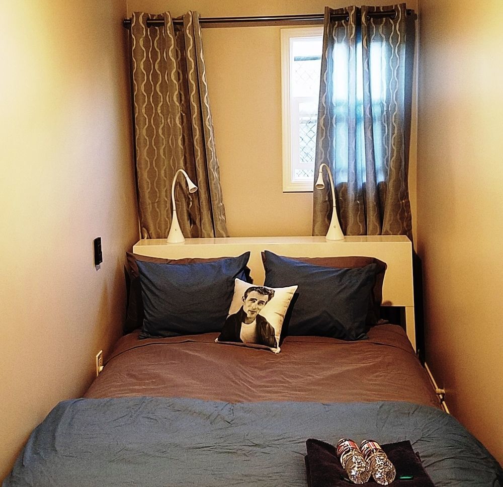 Hollywood Hotel 2*