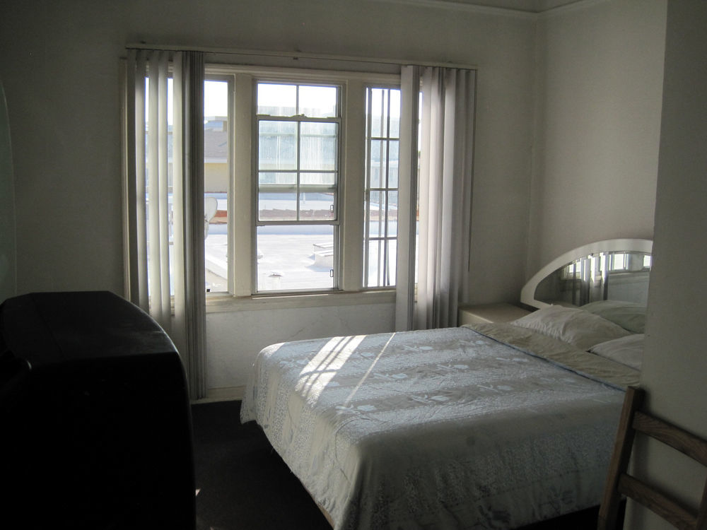 Wilshire Orange Inn 2*