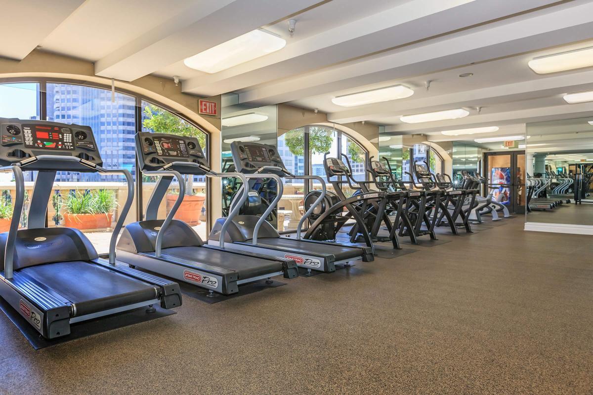 New Luxury Dt La Apt- Pool, Gym, Staple Center Apartment