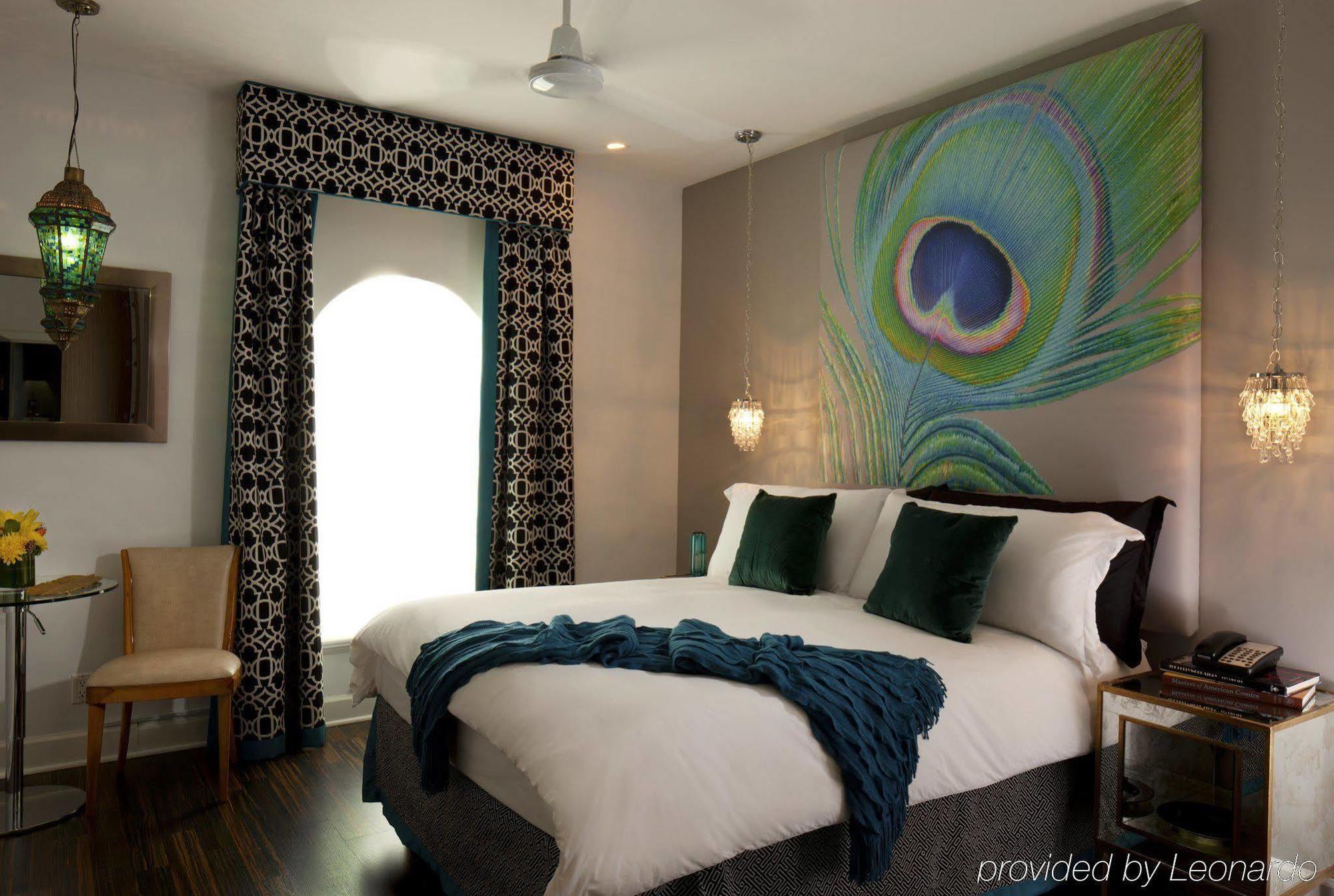The Crescent Hotel Beverly Hills, Sonder Hotel
