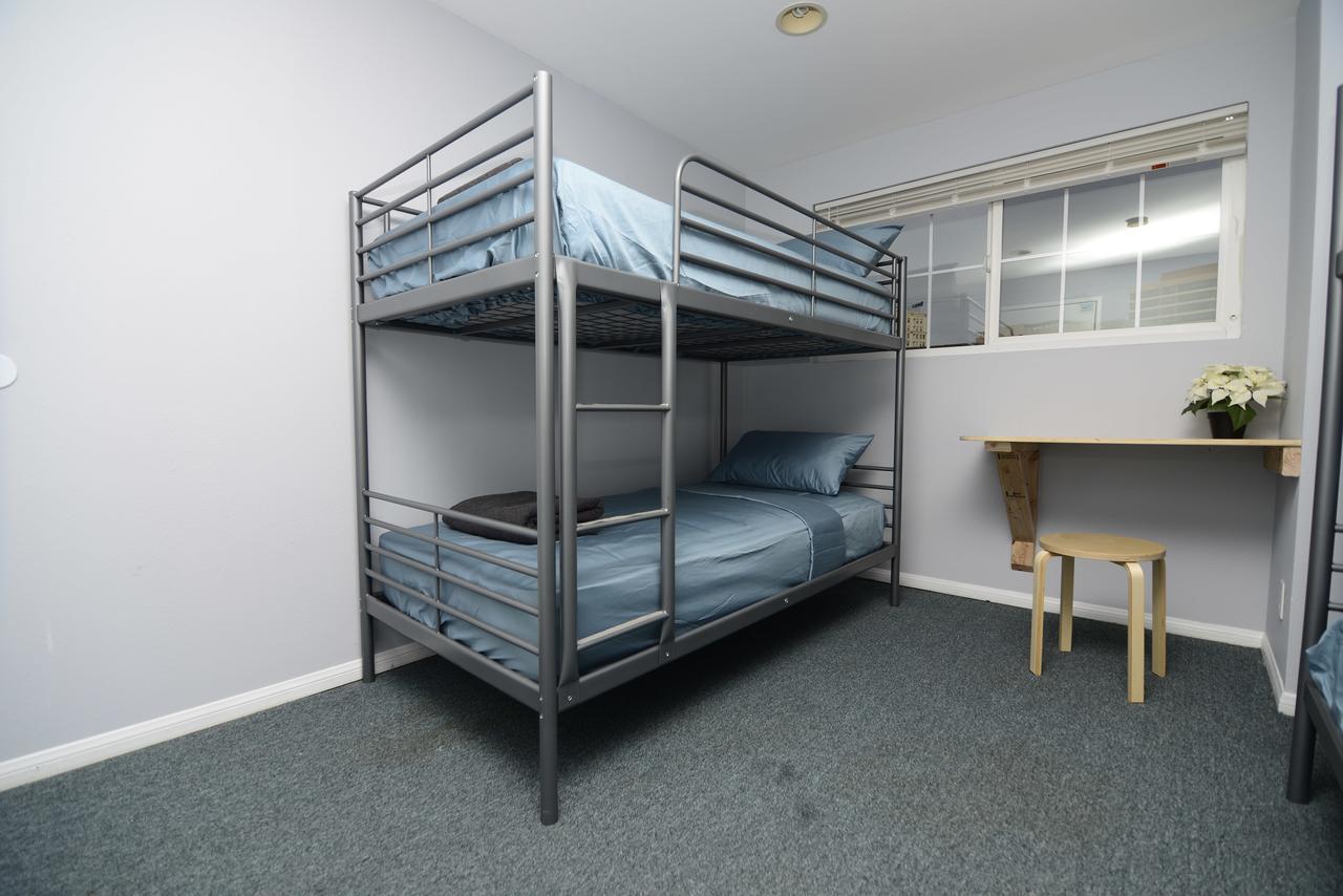 Art Boarding Hostel
