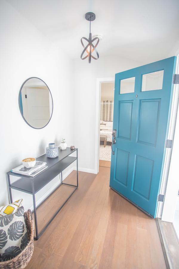 Holiday home Enchanting Sherman Oaks With Pool Permit #hsr Two One Zero Zero 2605 *