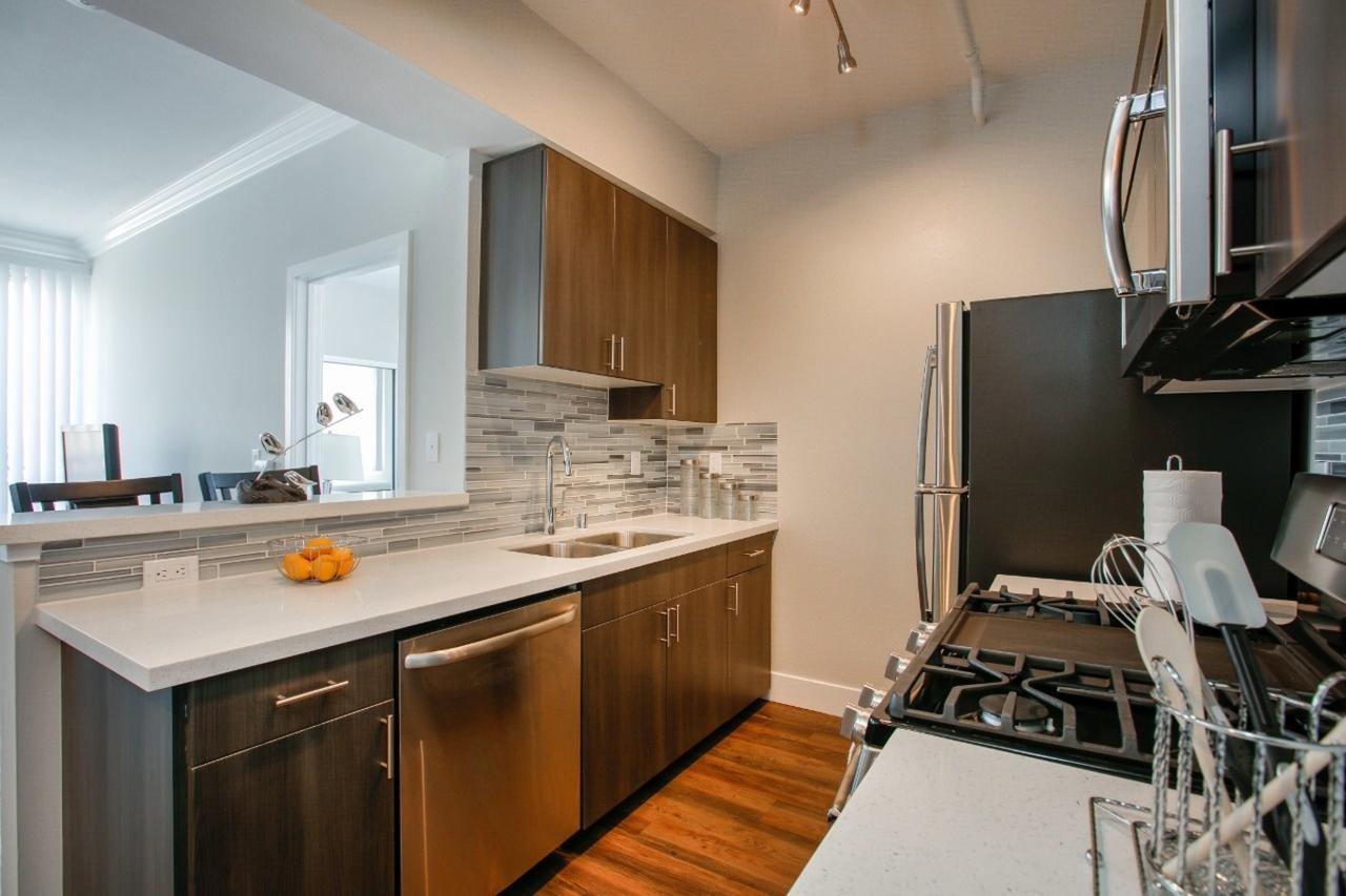 Apartment 540 Midvale *