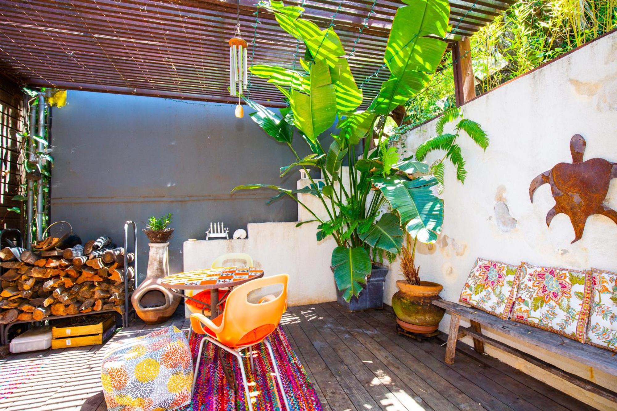 The Treehouse, Bel Air - A Vegan Los Angeles