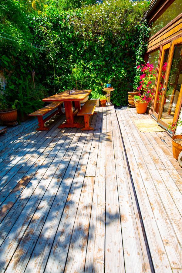 Bed & Breakfast The Treehouse, Bel Air - A Vegan *