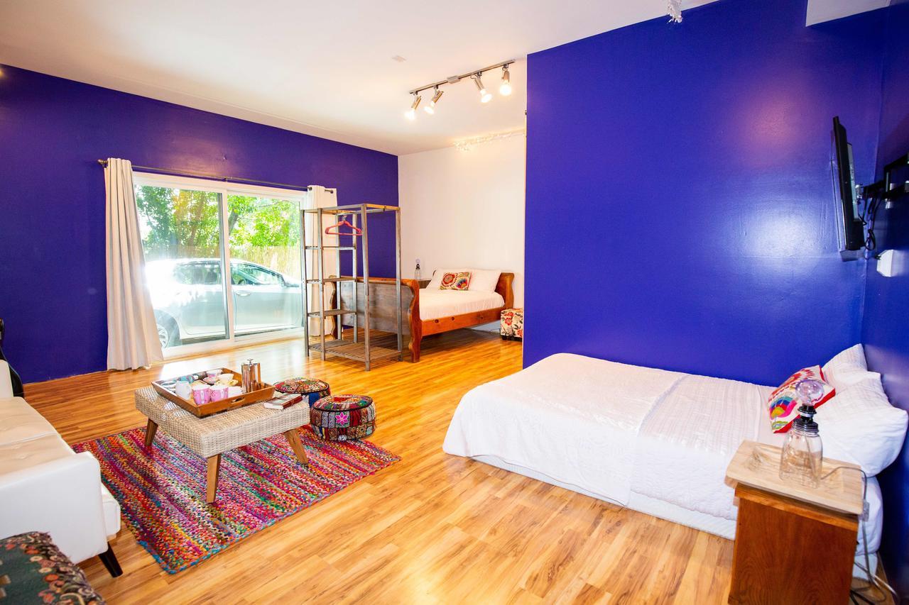 The Treehouse, Bel Air - A Vegan Bed & Breakfast