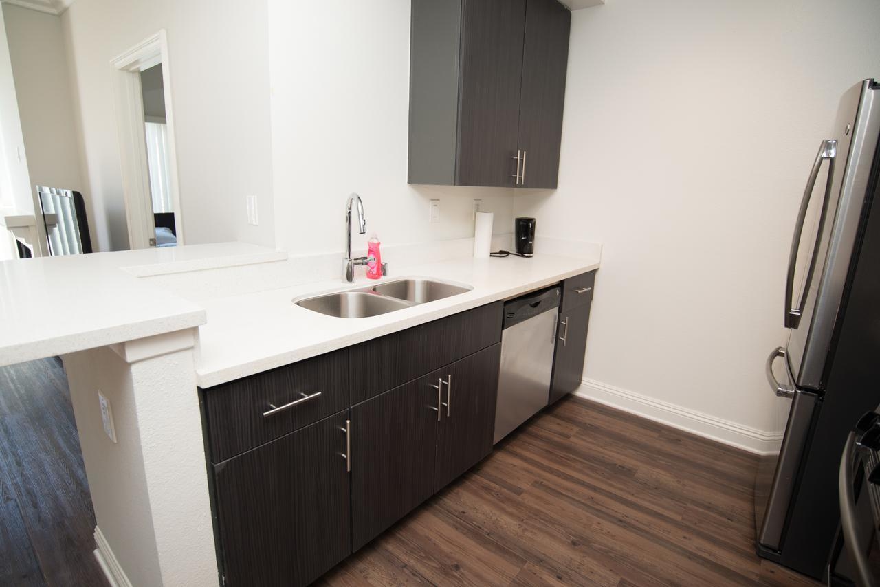 540 Midvale Apartment *