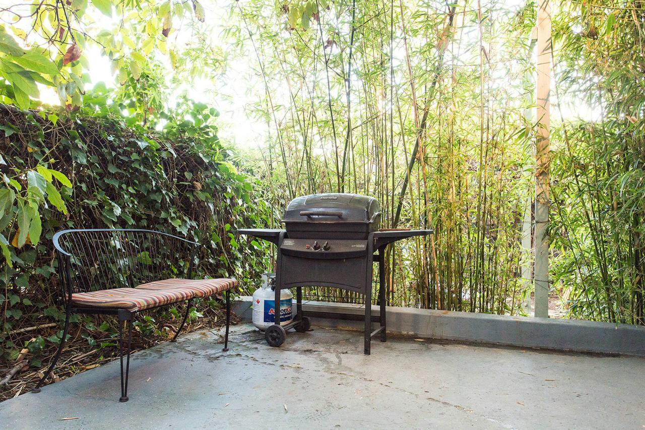 Hollywood Hills Suites Apartamento *