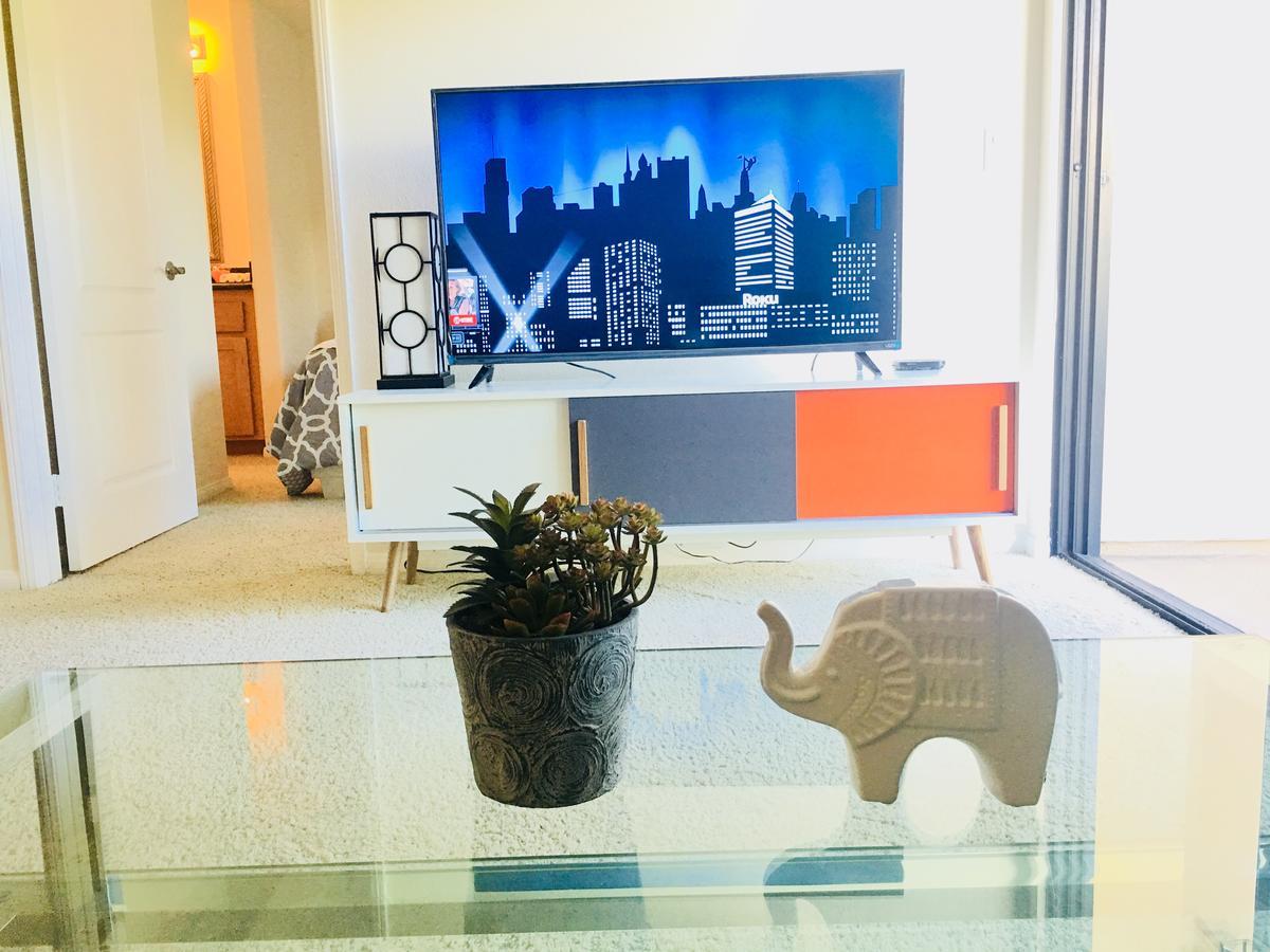 New Luxury Dt La Apt- Pool, Gym, Staple Center Apartment