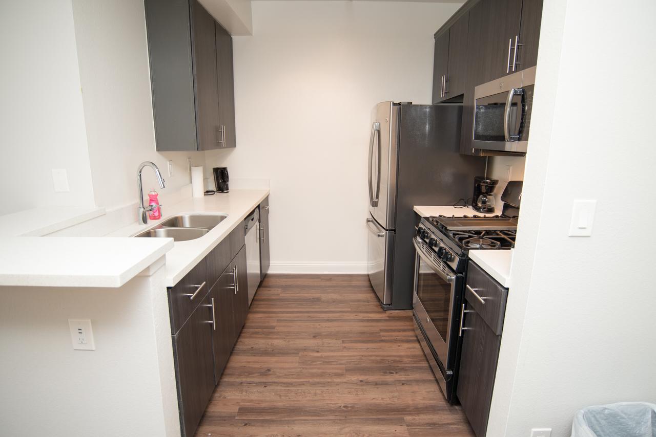 540 Midvale Los Angeles
