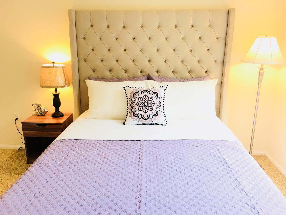 New Luxury Dt La Apt- Pool, Gym, Staple Center *