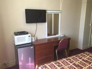 Stillwell Hotel 2*
