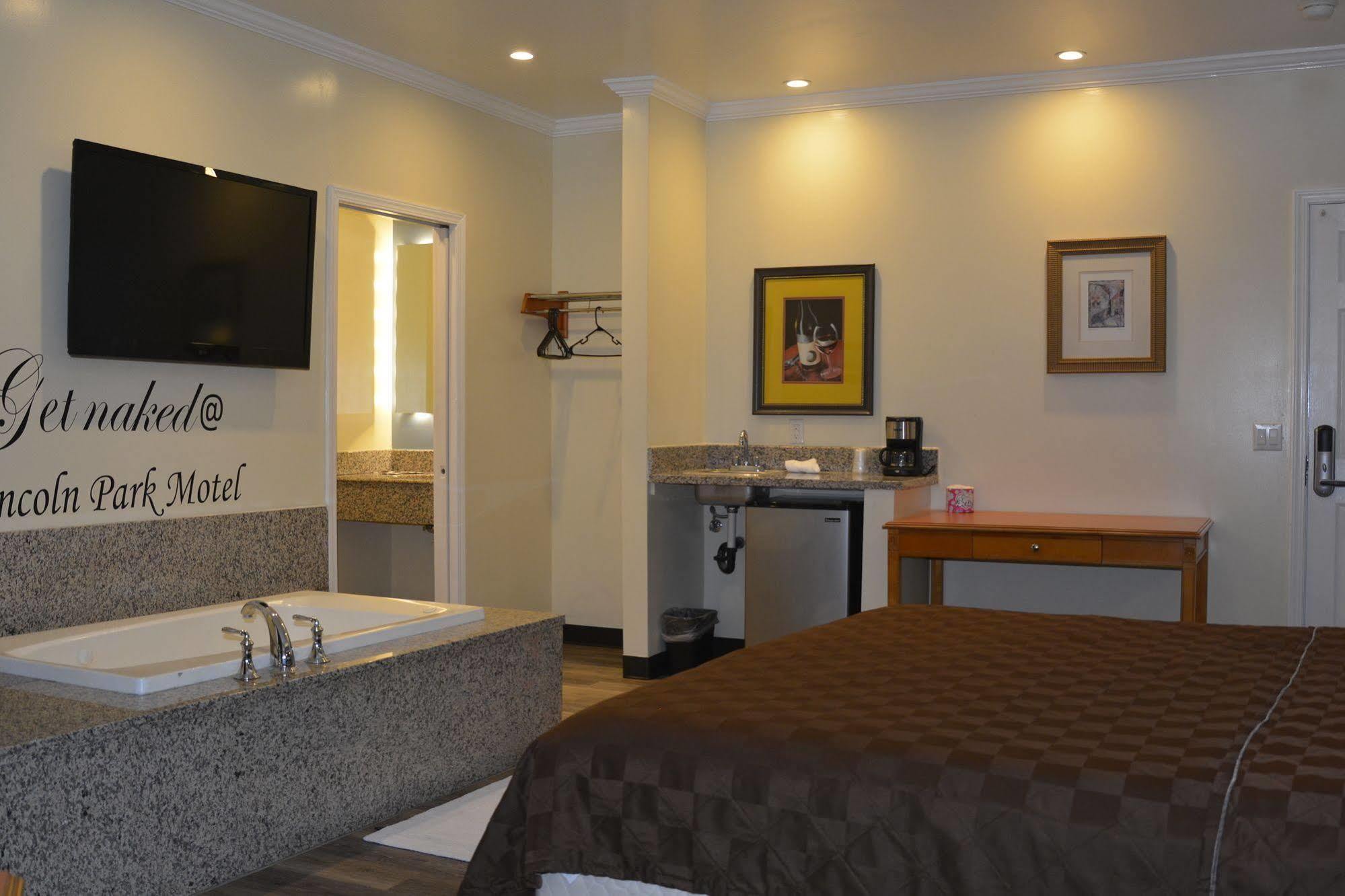 Lincoln Park 3* Los Angeles