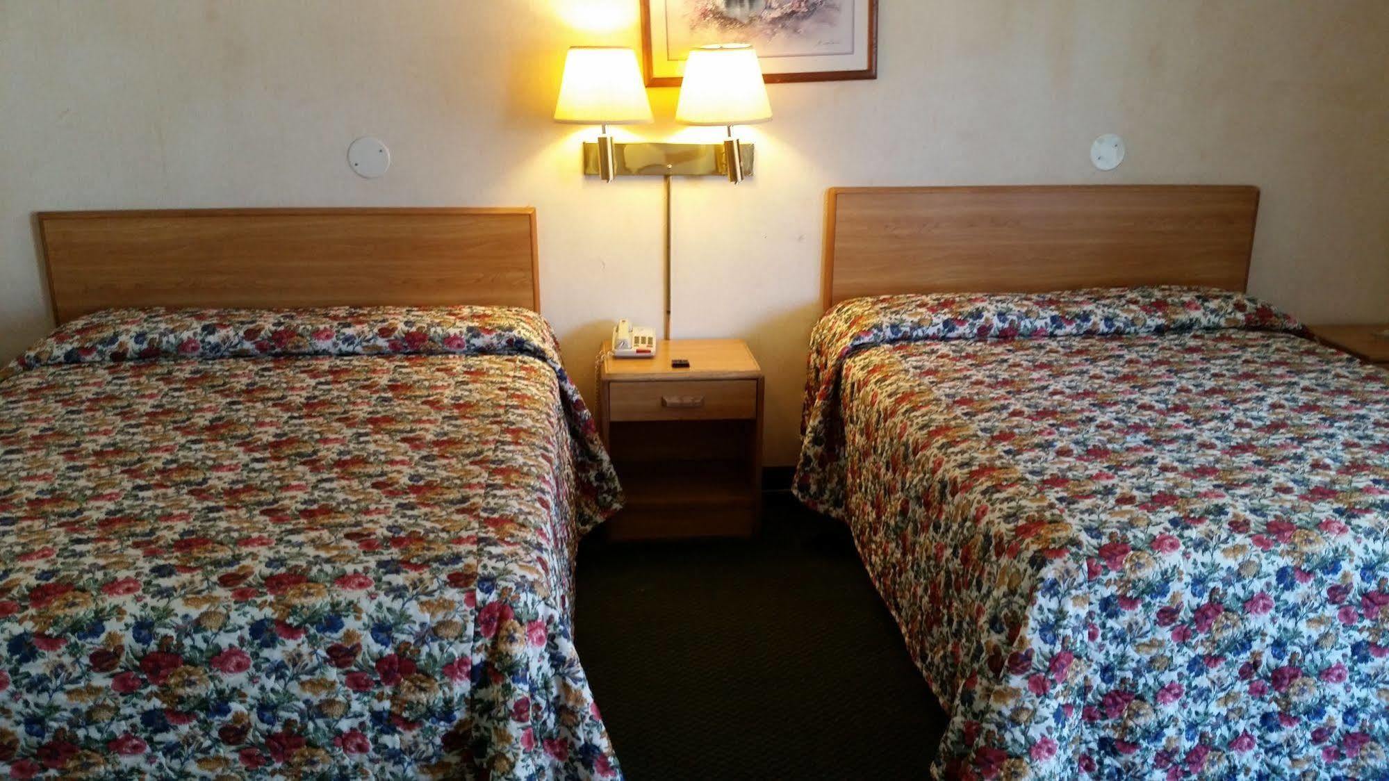 Economy Hotel 2*