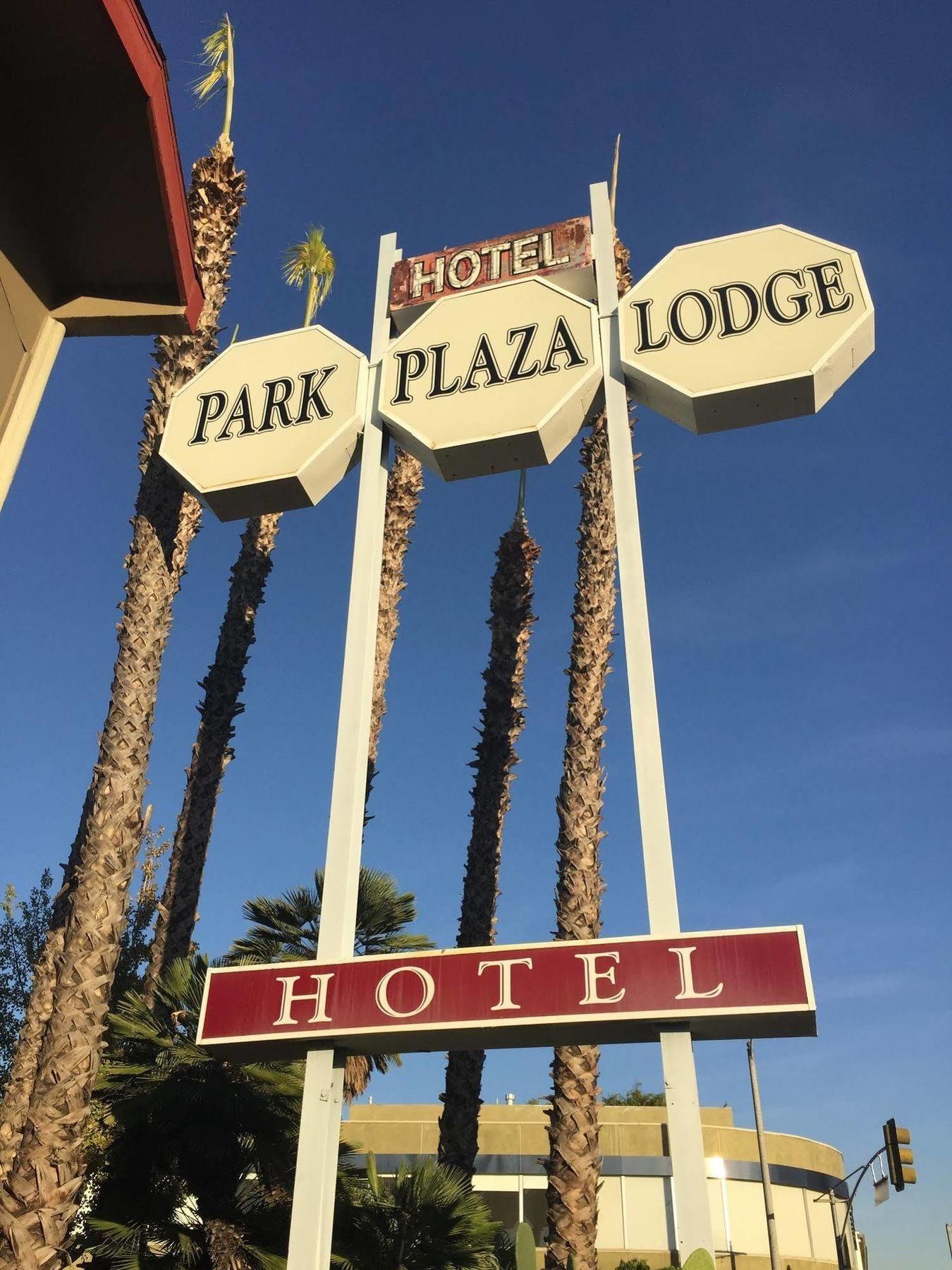 Hotel Park Plaza 3*
