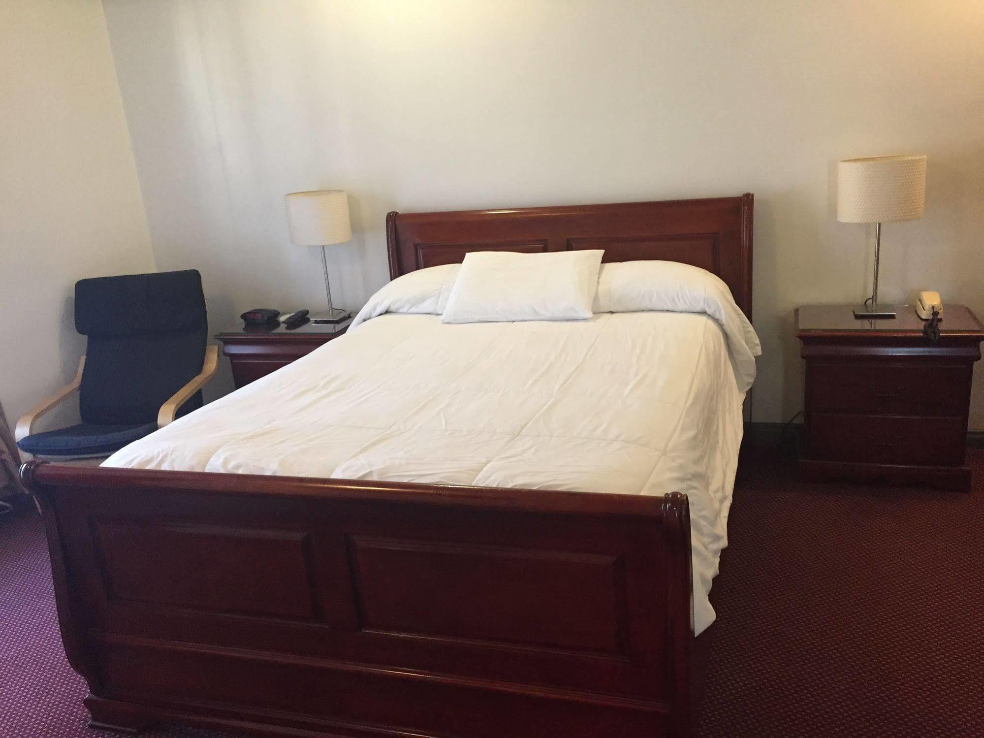 Park Plaza Hotel