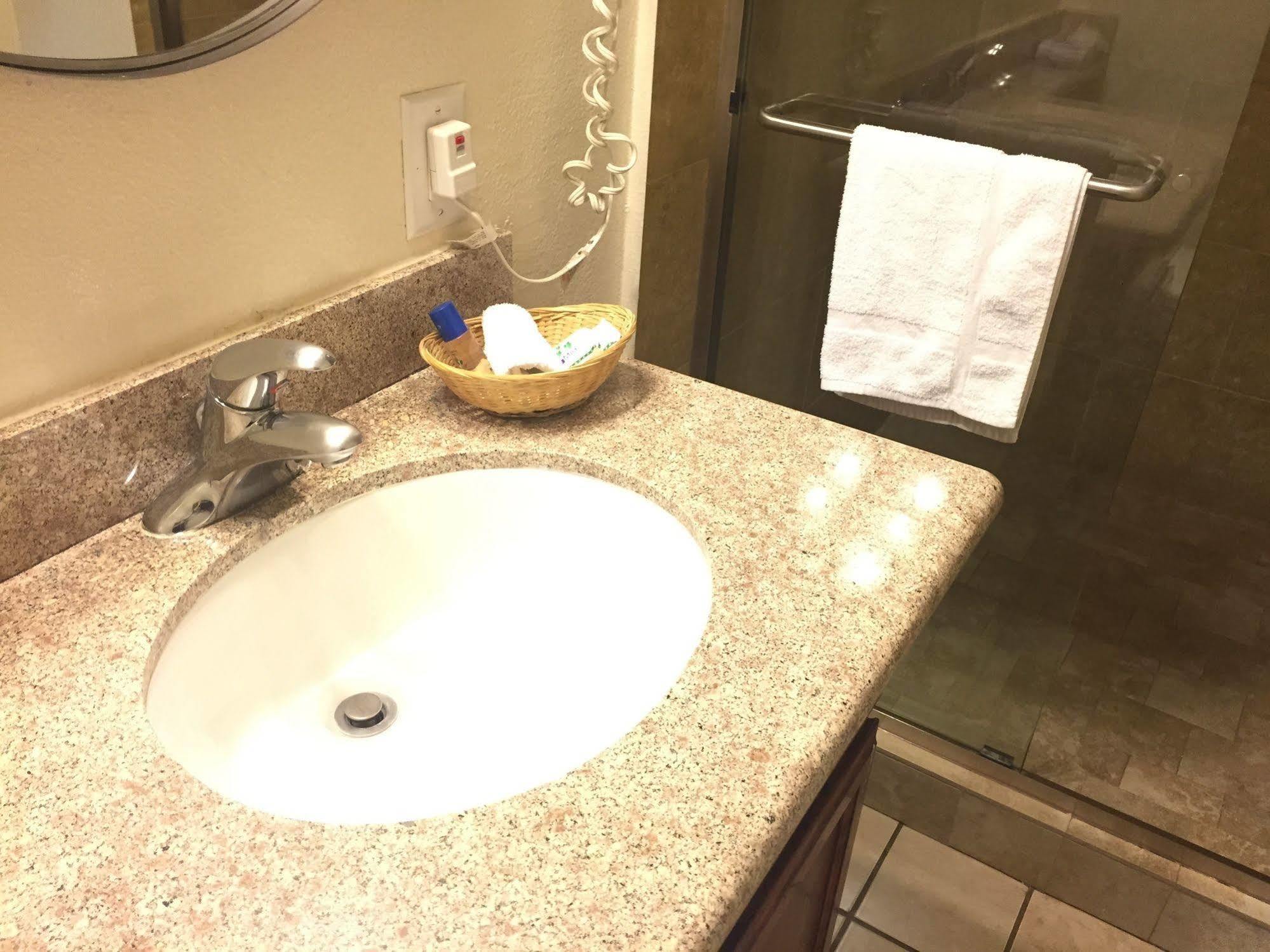 Hotel Park Plaza 3*